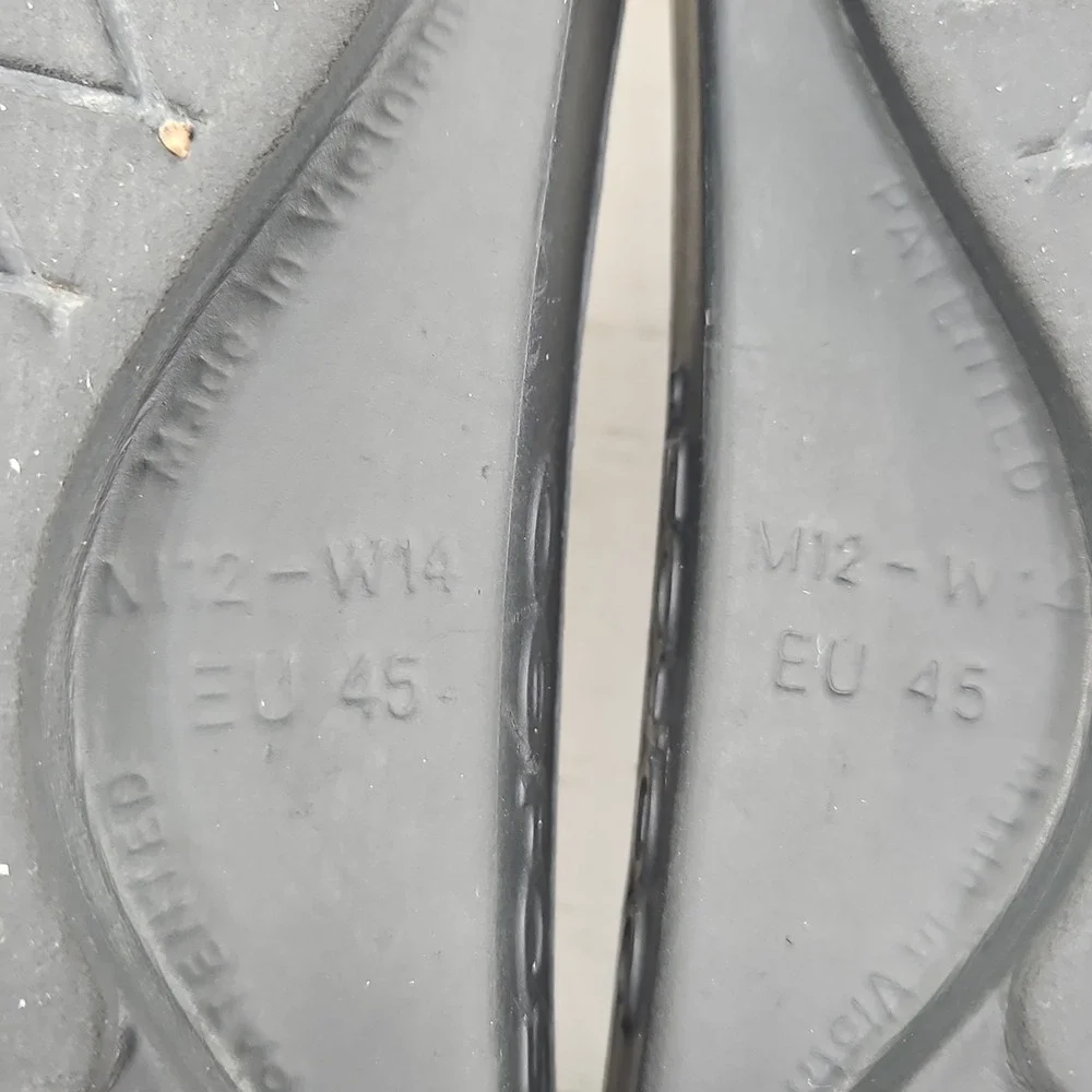 Oofos OOahh Mens Size 12 Black Recovery Summer Slide Sandals Arch Support